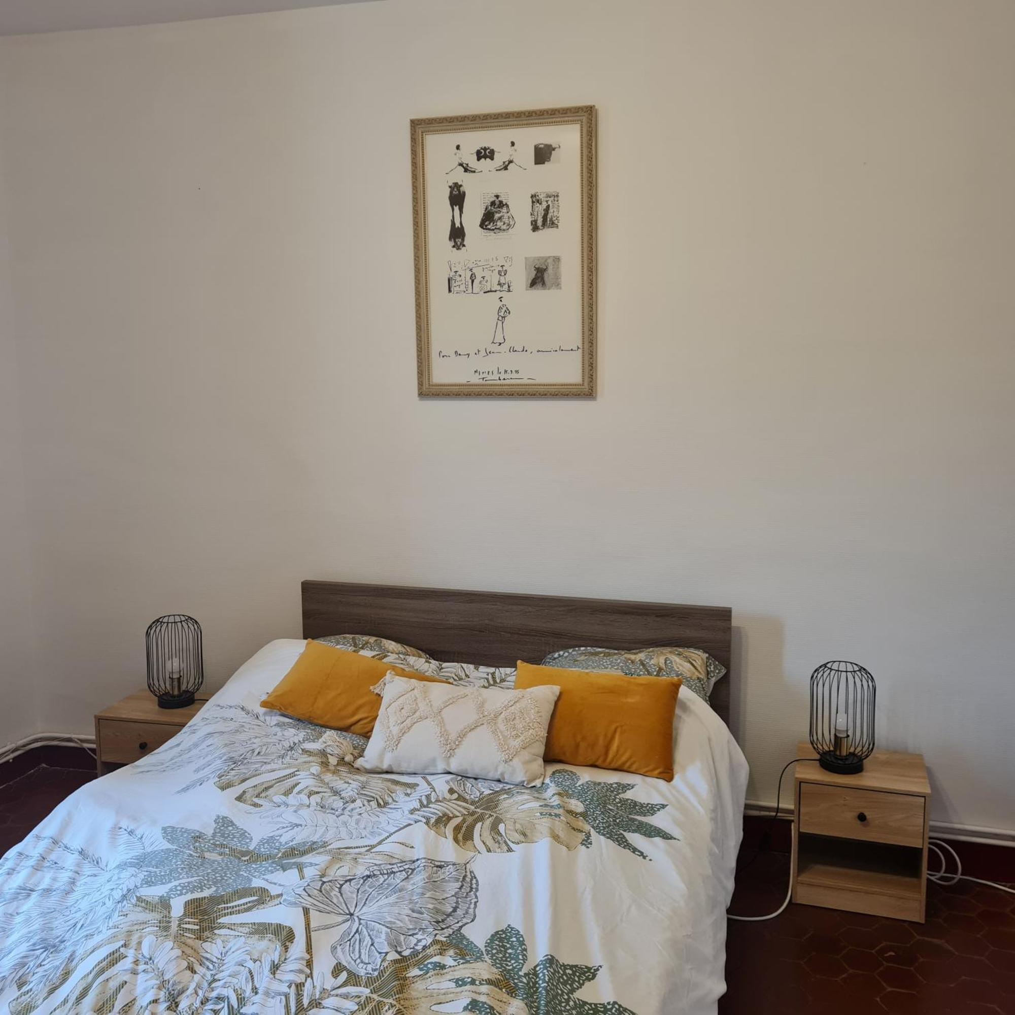 Appartement Nimes Centre Exteriör bild